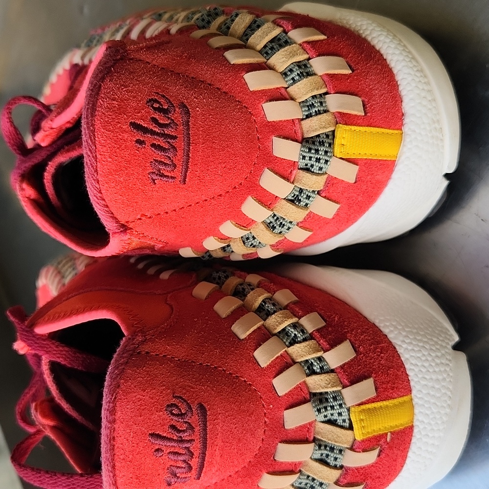 NIKE Air Footscape Woven Chuka Knit Red Suede Sneakers Size 11. - Picture 7 of 11